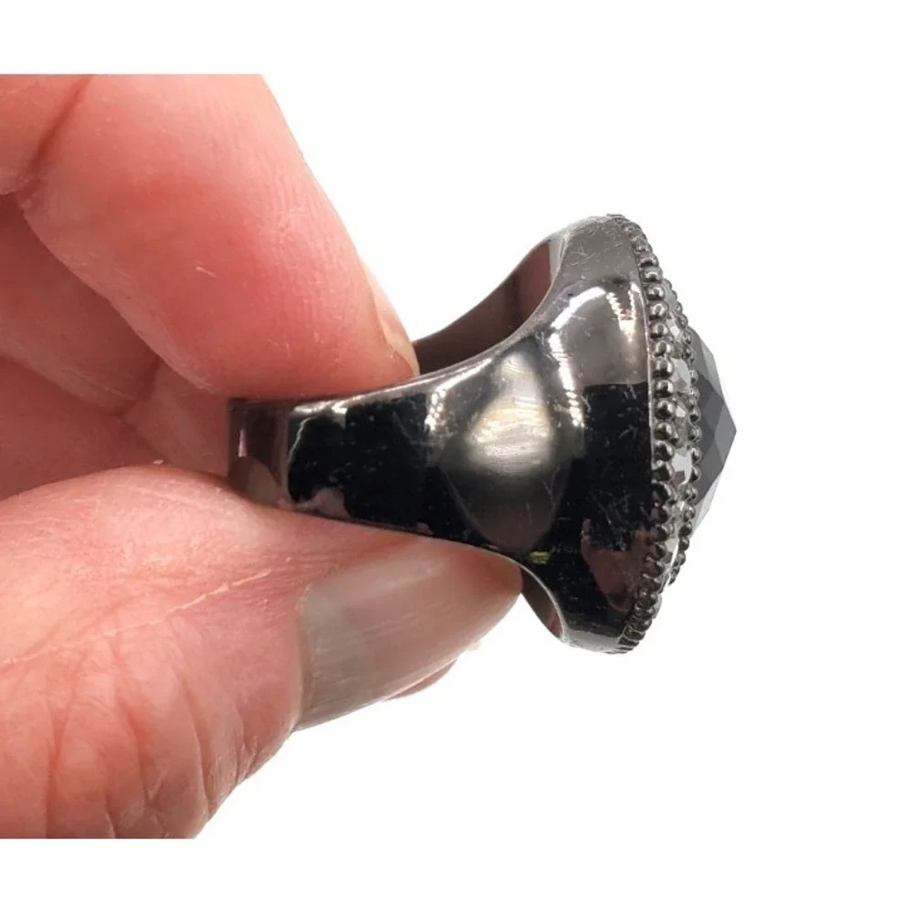 Black Faceted Oval Statement Ring Sparkling Glass Halo Gunmetal Tone Sz 8